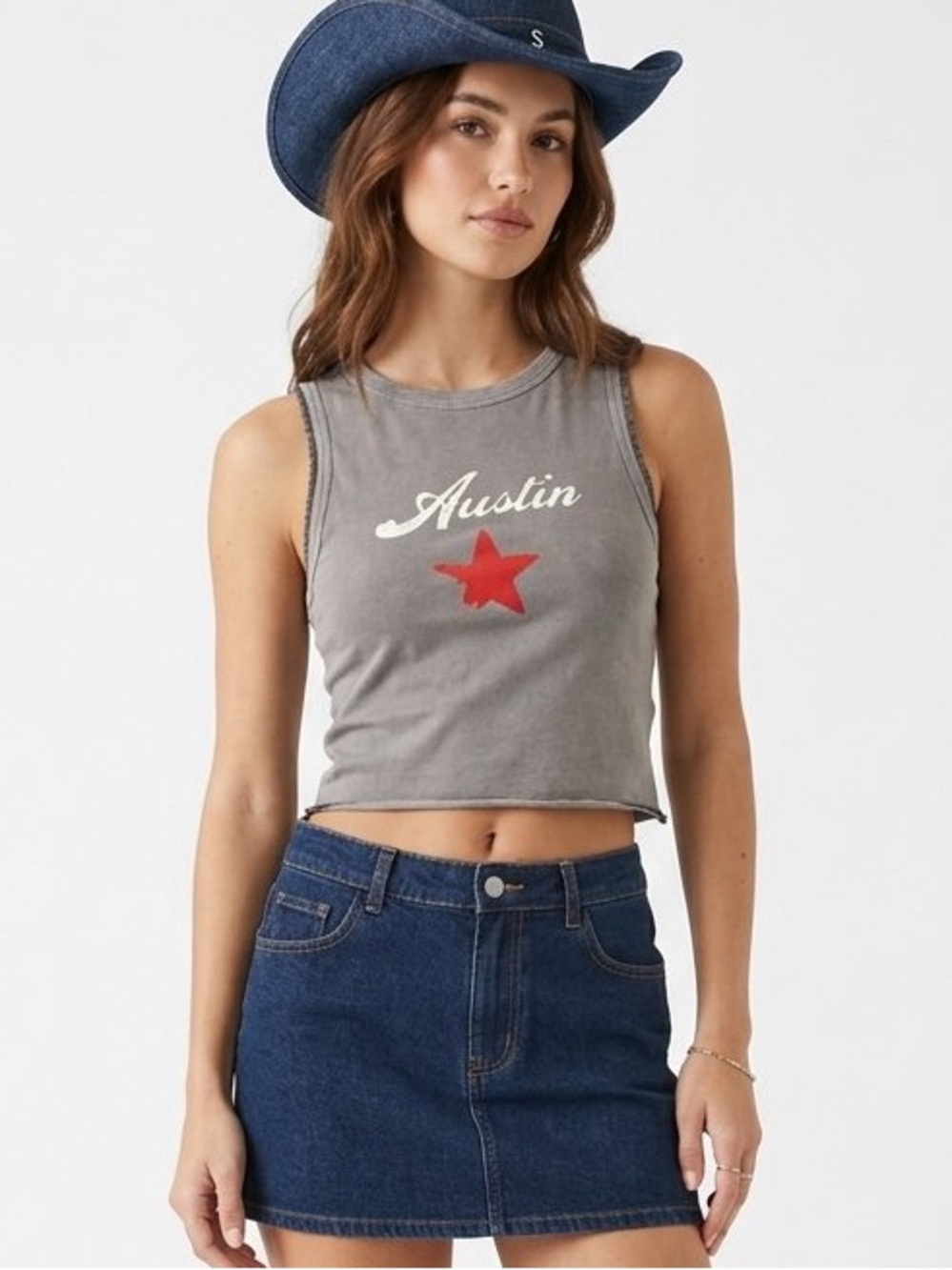 Forever 21 Grey Austin Crop Top With Red Star Graphic Size Small